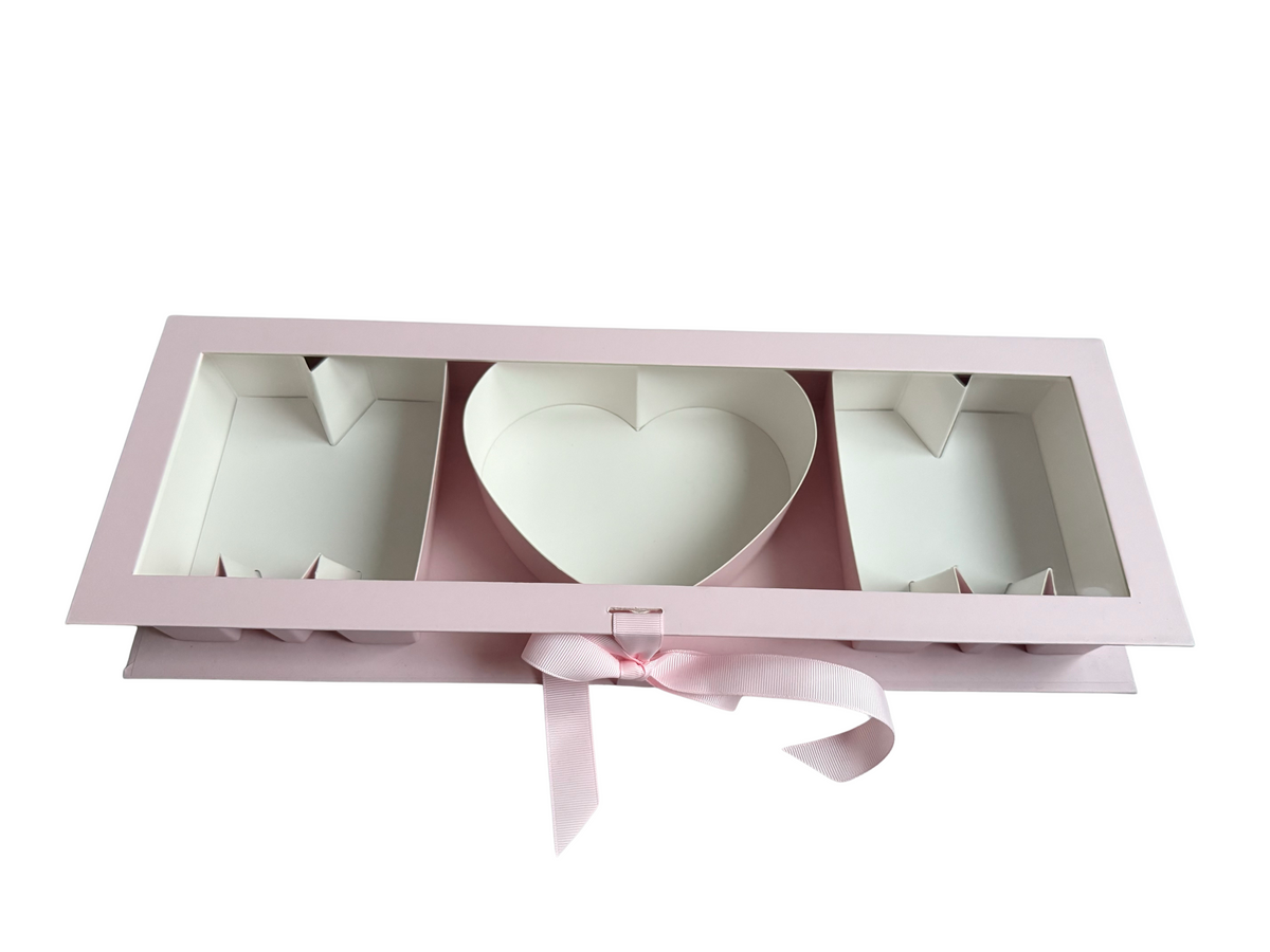 Pink/White 'M❤️M' Window Treat Box - 44x15x5.3cm