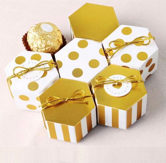Small hexagon favour boxes with ‘specially for you’ tags
