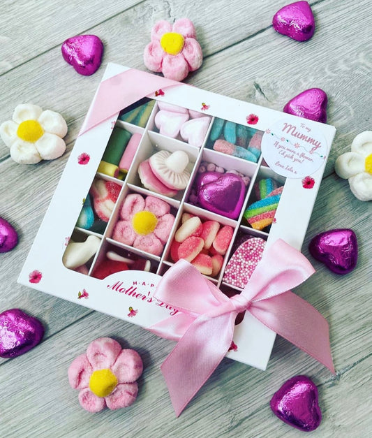 White & Pink Happy Mother's Day Boxes - 15x15x3.5cm