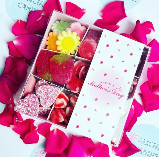 Clear Lid Box With Happy Mothers Day Sleeve - 15 x 15 x 3.5cm