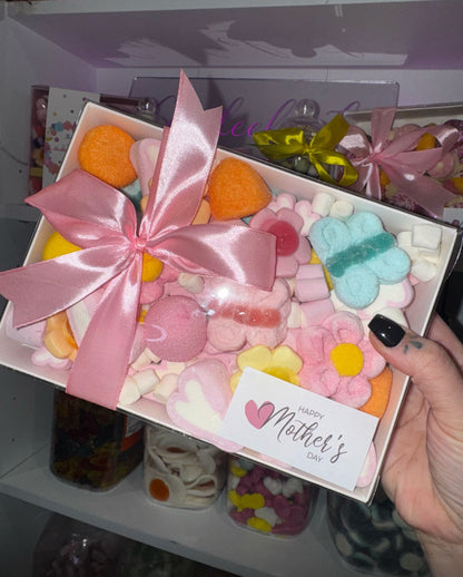 Clear Lid Biscuit/Truffles/Treats Box - 20 x 14 x 3.5 cm
