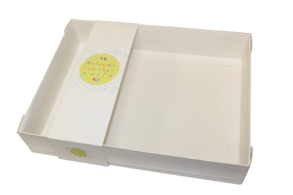 Clear lid White box with Welcome to the world sleeve - 30 x 22 x 5cm