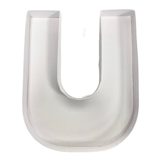 Empty letter ‘U’